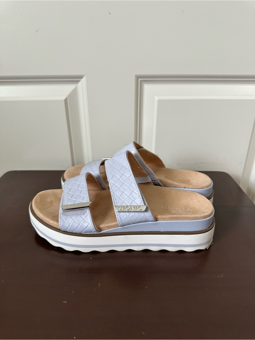 Vionic Women’s Brandie Slide Platform Sandal Periwinkle Size 7.5
